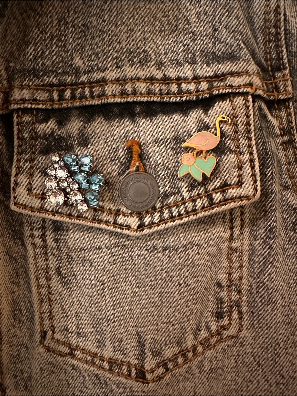 Marc Jacobs Paradise Acid Wash Denim Jacket Pins Patches Rare - Picture 16 of 16